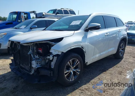 2016 Toyota Highlander Xle V6 from USA, damaged, VIN 5TDKKRFH9GS131889
